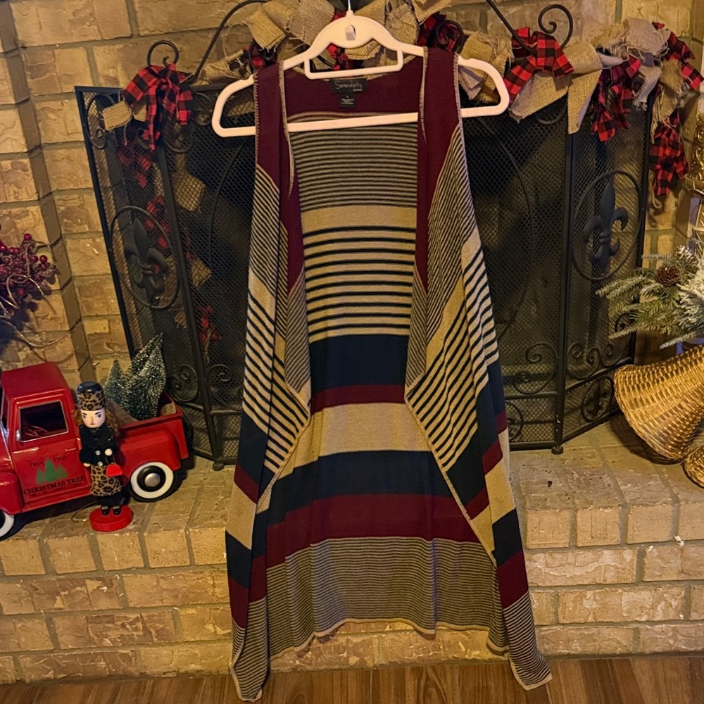 Striped Sleeveless Vest with Burgundy and Navy Accents